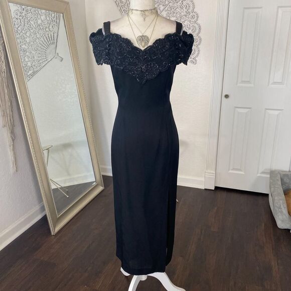 Vintage Made in USA Black Romantic Goth Off Shoulder Sequin Lace Midi Dress M - Picture 3 of 8